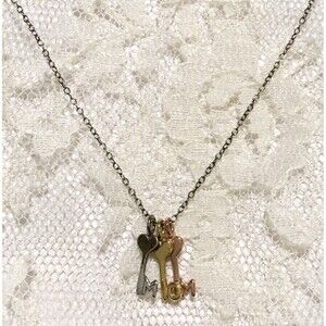 Dainty Mom Pendant Necklace Heart Key Charms Mixed Tone Metal